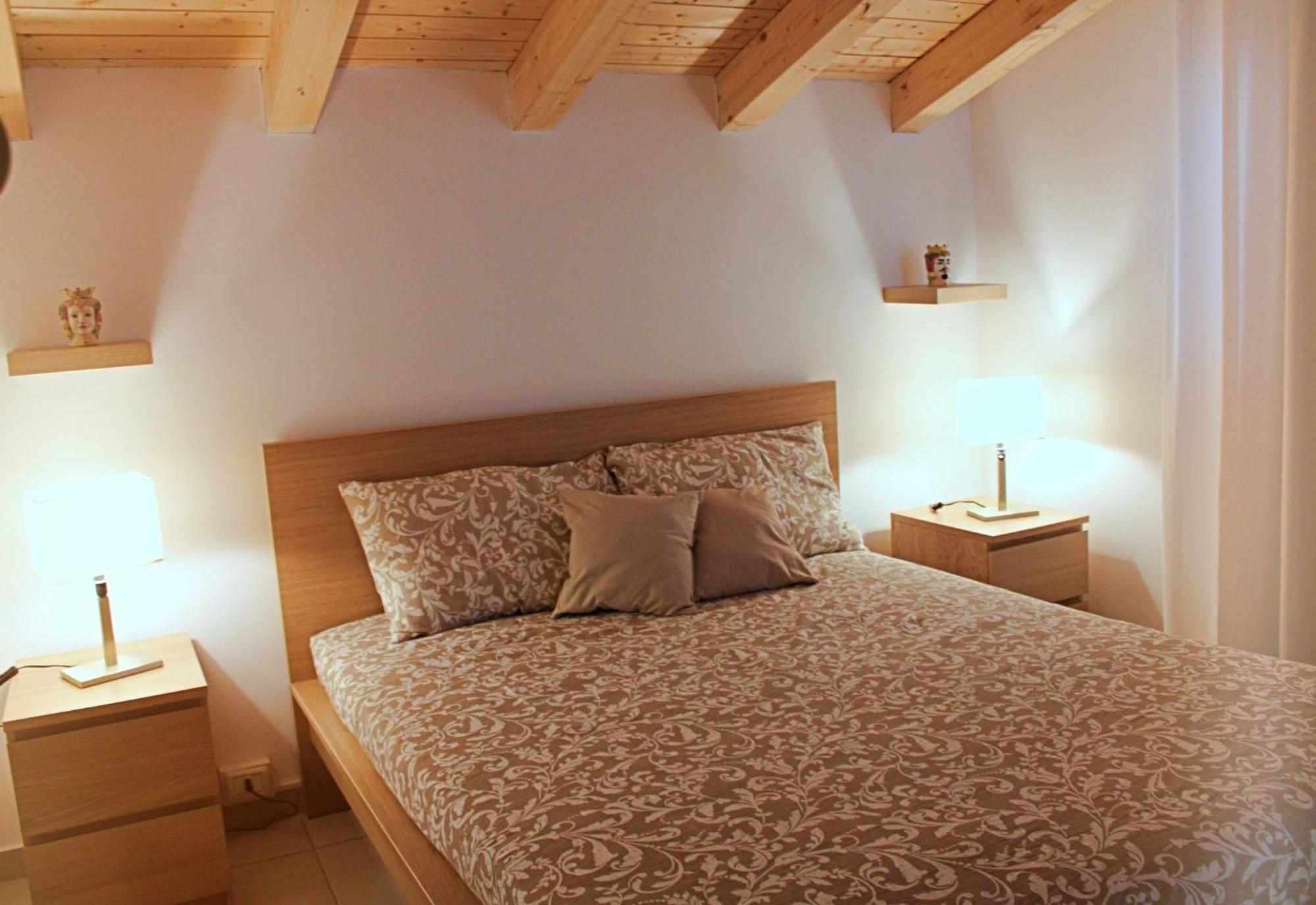 La Claudette Apartment Катания Экстерьер фото